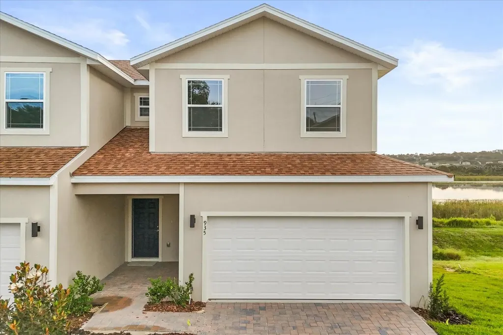 935 Lakefront Village Drive Clermont FL 34711