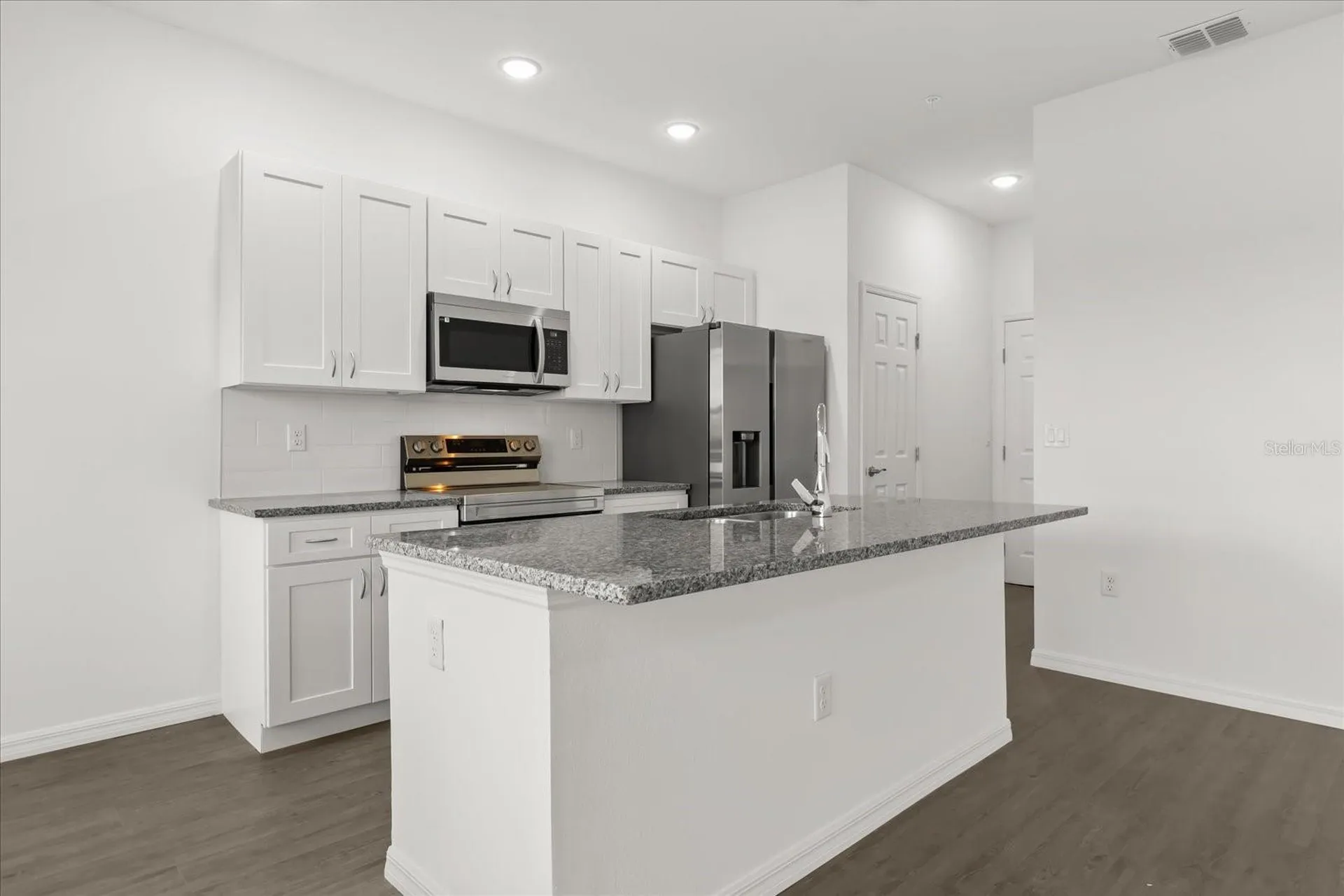 935 Lakefront Village Drive Clermont FL 34711