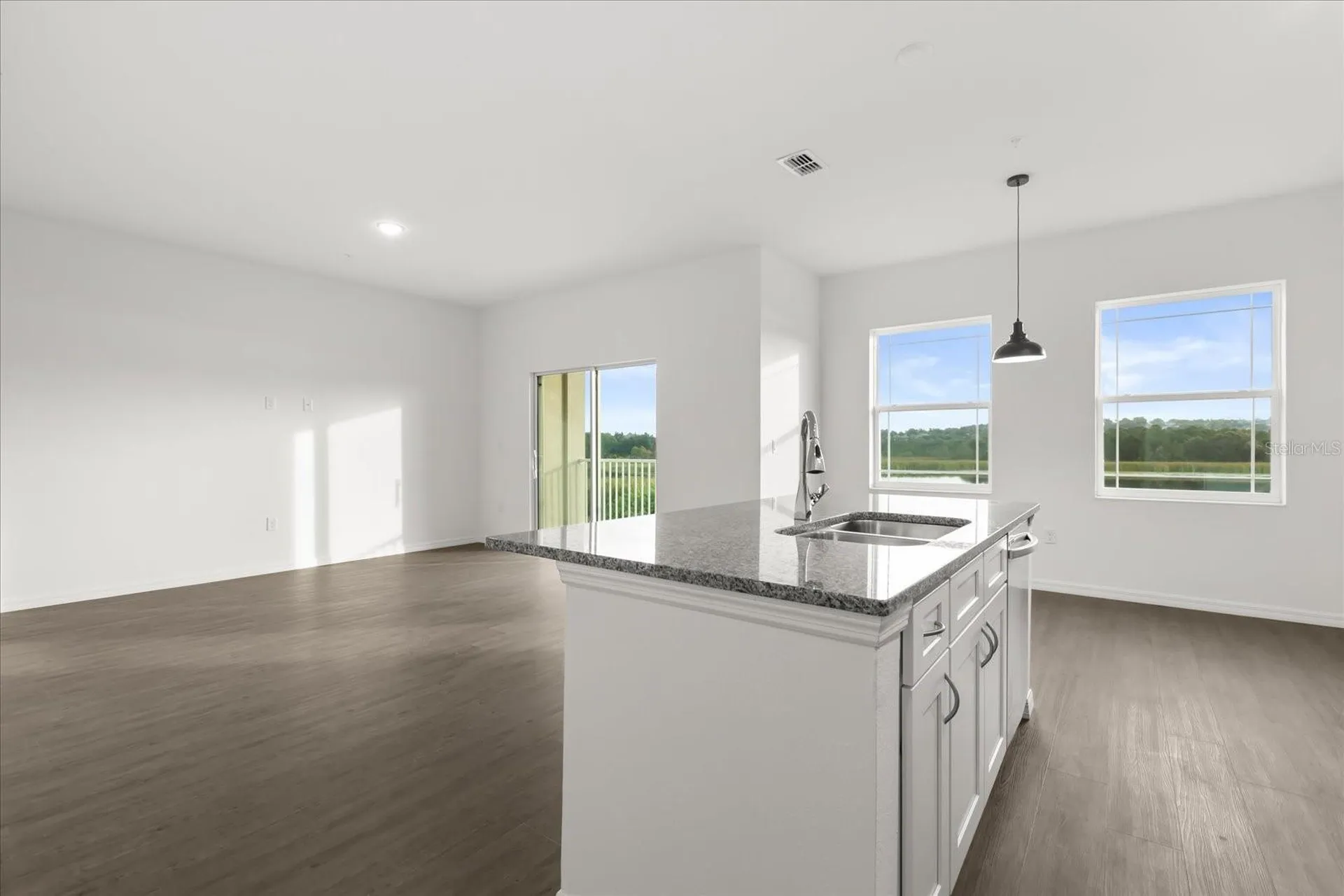 935 Lakefront Village Drive Clermont FL 34711
