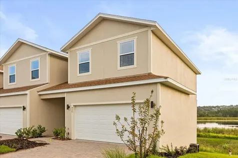 935 Lakefront Village Drive Clermont FL 34711