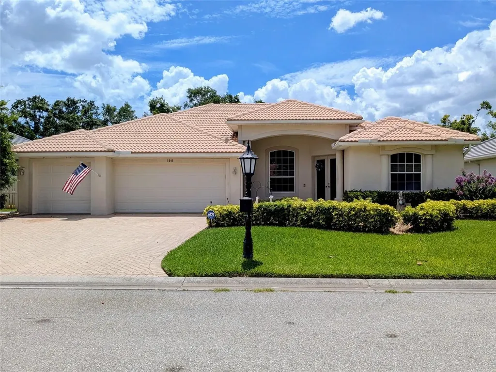 5608 Eastwind Drive Sarasota FL 34233