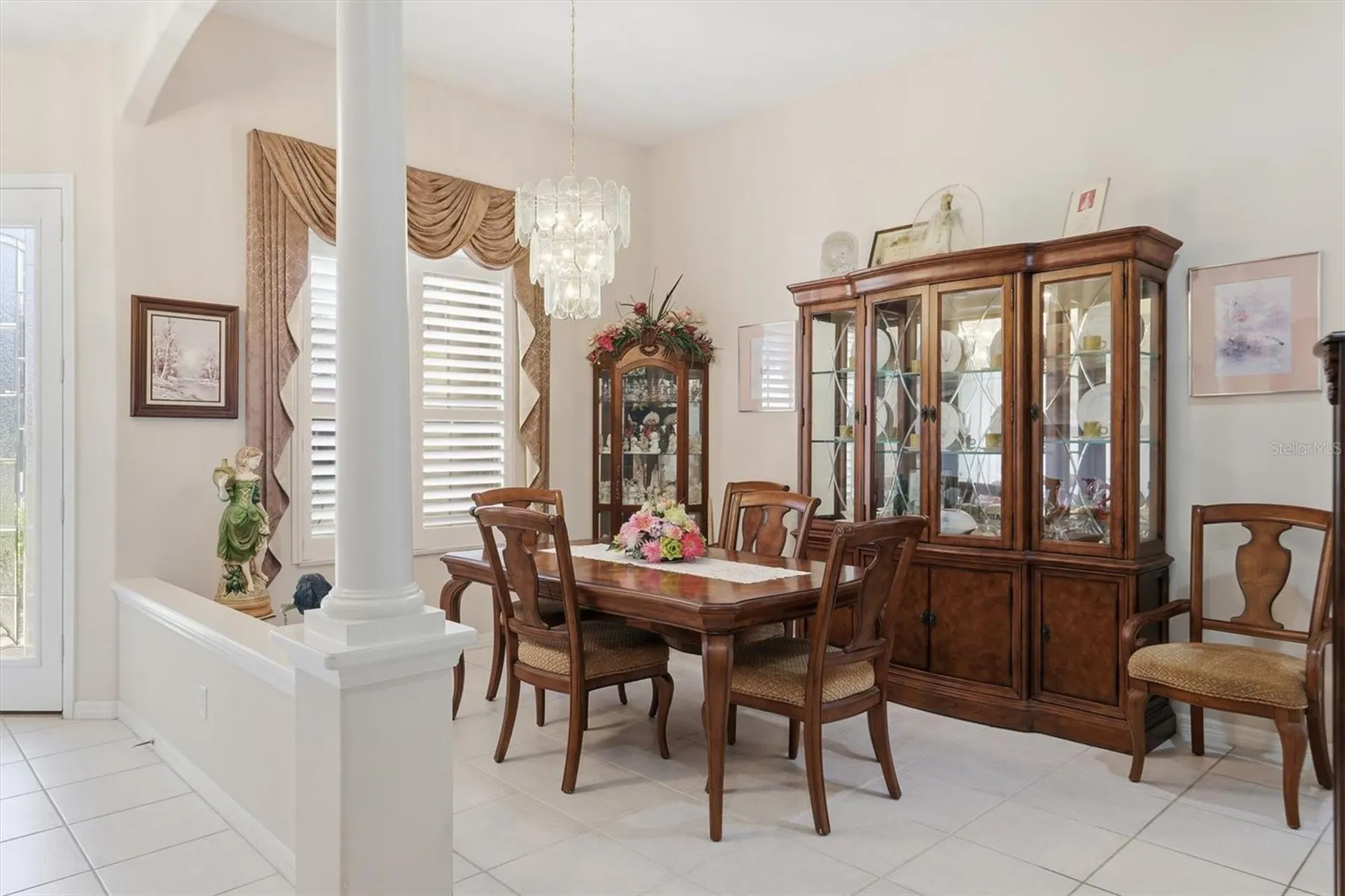 5608 Eastwind Drive Sarasota FL 34233