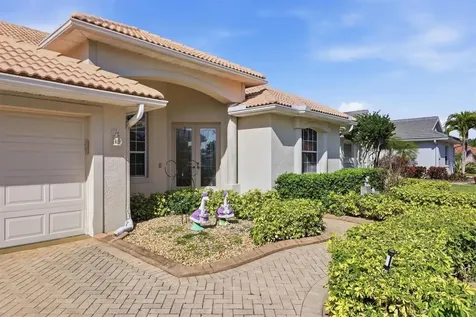 5608 Eastwind Drive Sarasota FL 34233