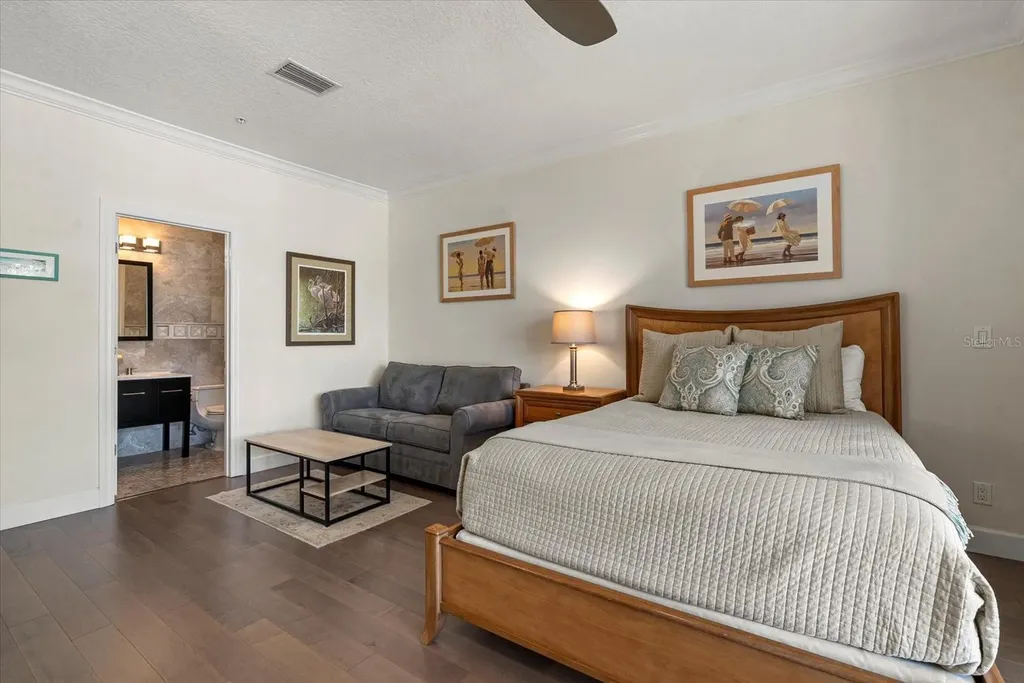 3942 Hamilton Club Circle Sarasota FL 34242