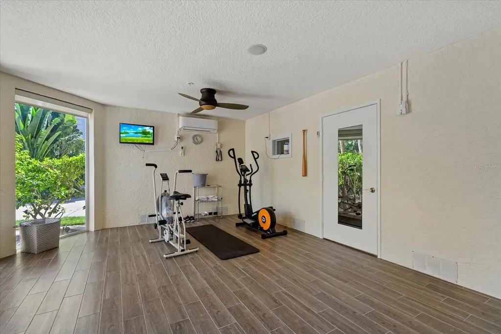 3942 Hamilton Club Circle Sarasota FL 34242