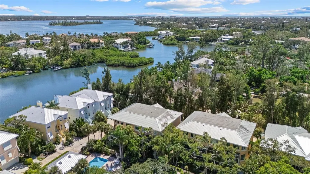 3942 Hamilton Club Circle Sarasota FL 34242