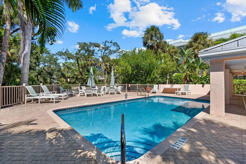 3942 Hamilton Club Circle Sarasota FL 34242