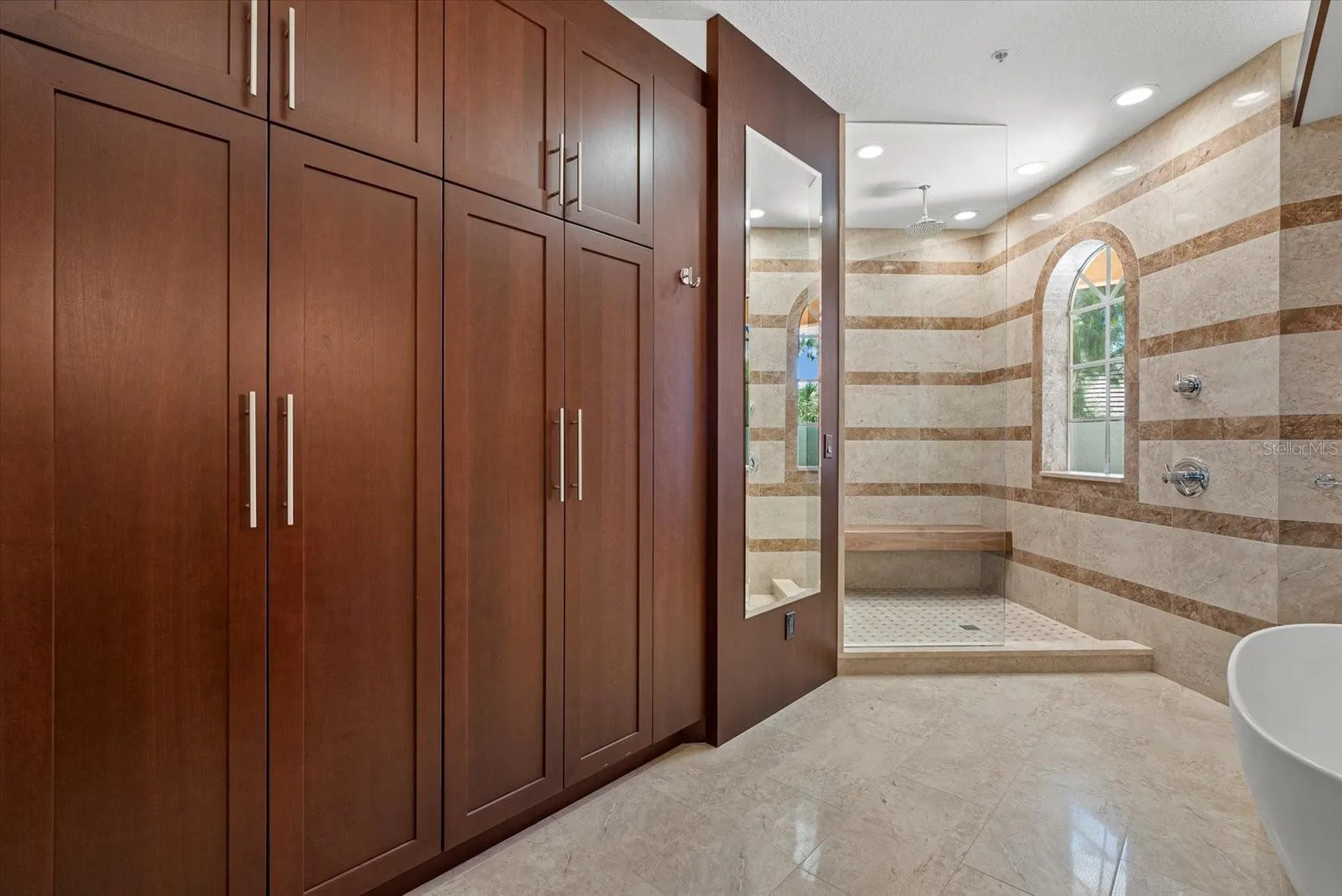 3942 Hamilton Club Circle Sarasota FL 34242