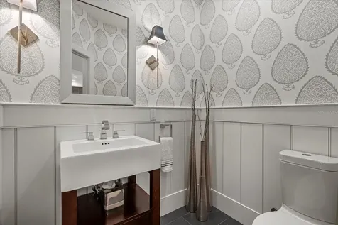3942 Hamilton Club Circle Sarasota FL 34242