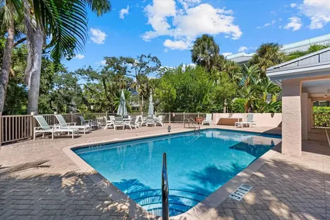 3942 Hamilton Club Circle Sarasota FL 34242