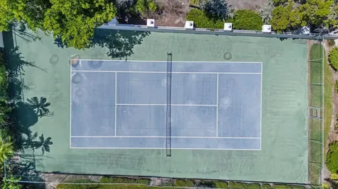 3942 Hamilton Club Circle Sarasota FL 34242