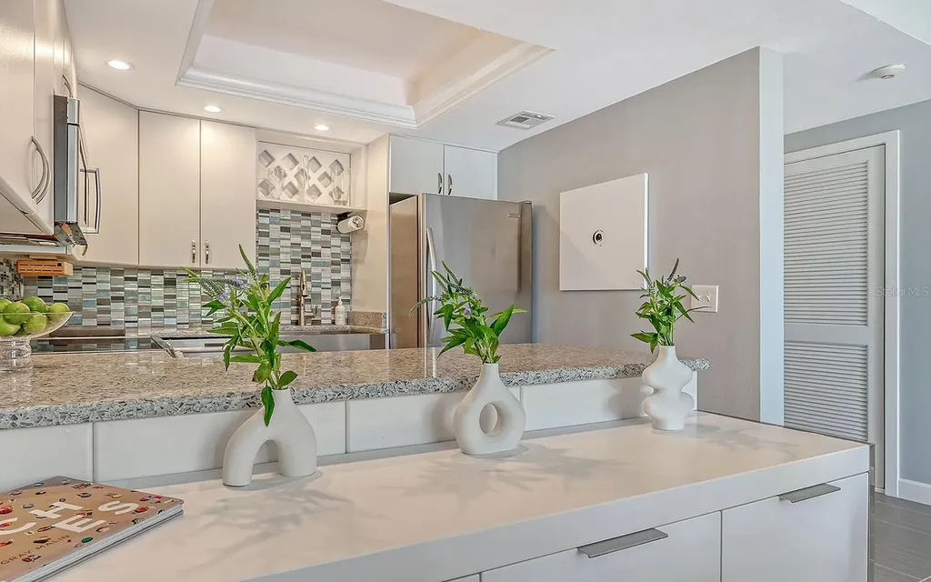 1212 Benjamin Franklin Drive Sarasota FL 34236