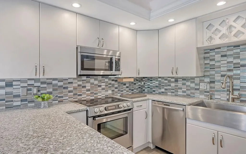 1212 Benjamin Franklin Drive Sarasota FL 34236