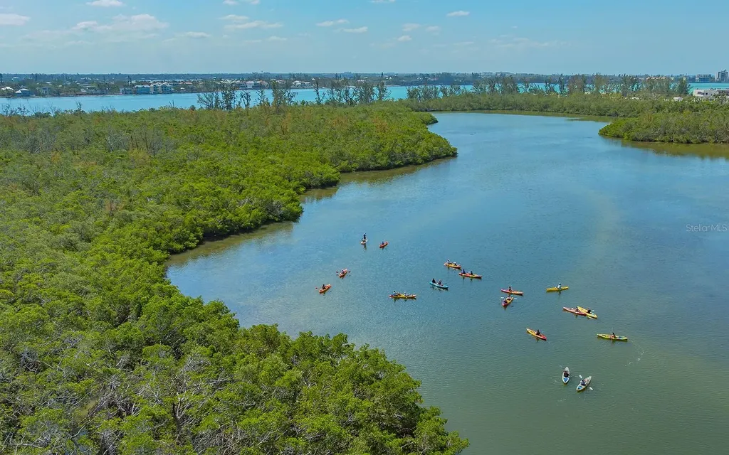 1212 Benjamin Franklin Drive Sarasota FL 34236