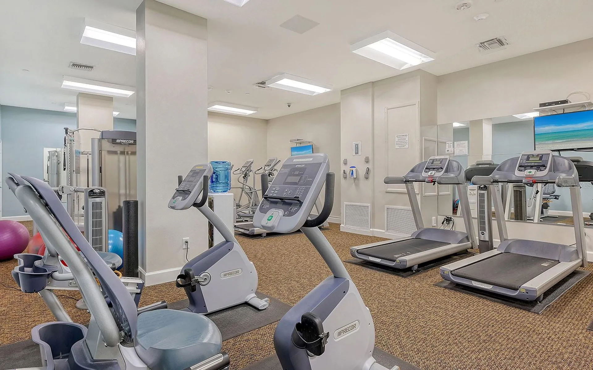 1212 Benjamin Franklin Drive Sarasota FL 34236