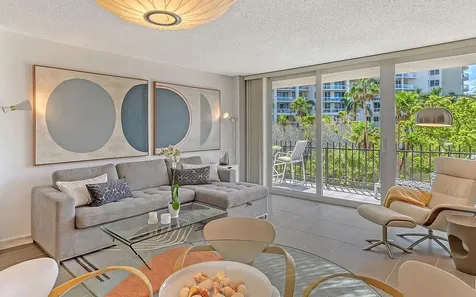 1212 Benjamin Franklin Drive Sarasota FL 34236
