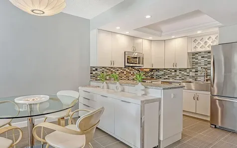 1212 Benjamin Franklin Drive Sarasota FL 34236