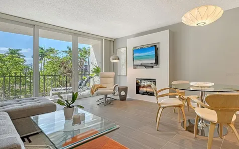 1212 Benjamin Franklin Drive Sarasota FL 34236