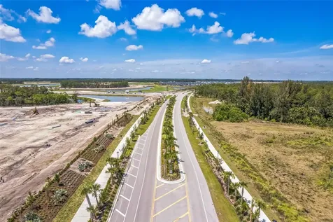 10653 NW Suncrest Loop Port St Lucie FL 34987