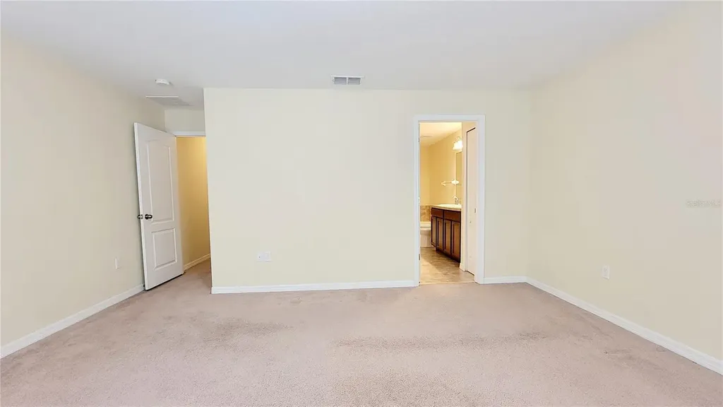 9540 Trumpet Vine Loop Trinity FL 34655