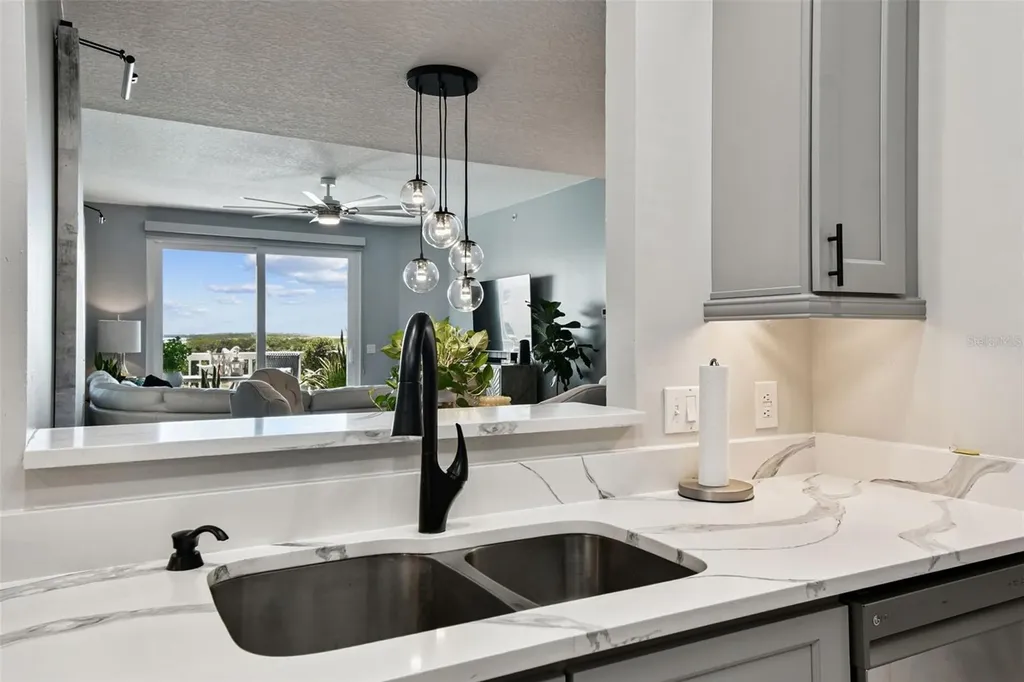 5 Island Park Place Dunedin FL 34698