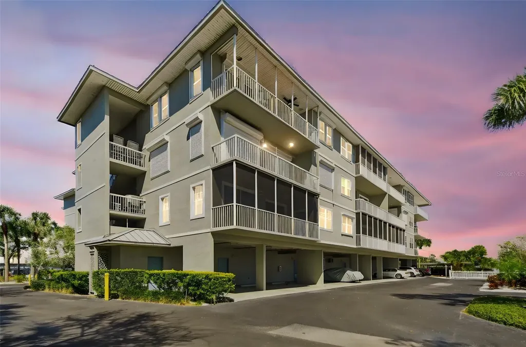 5 Island Park Place Dunedin FL 34698