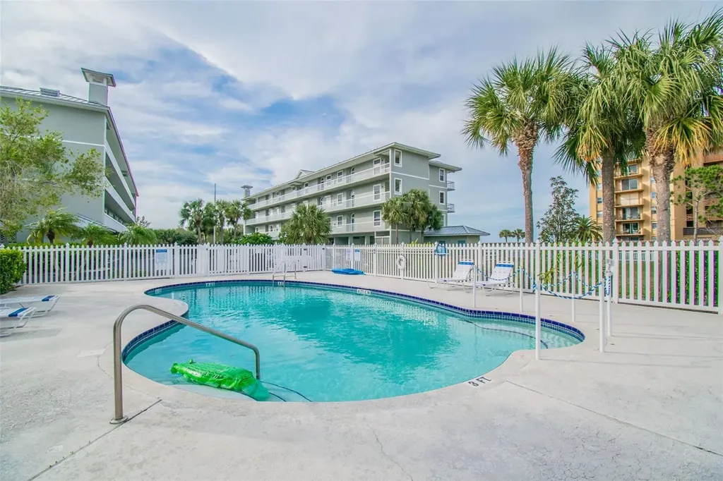 5 Island Park Place Dunedin FL 34698