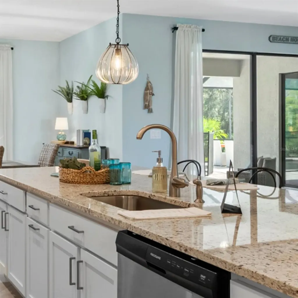 16325 Tradewind Terrace Bradenton FL 34211