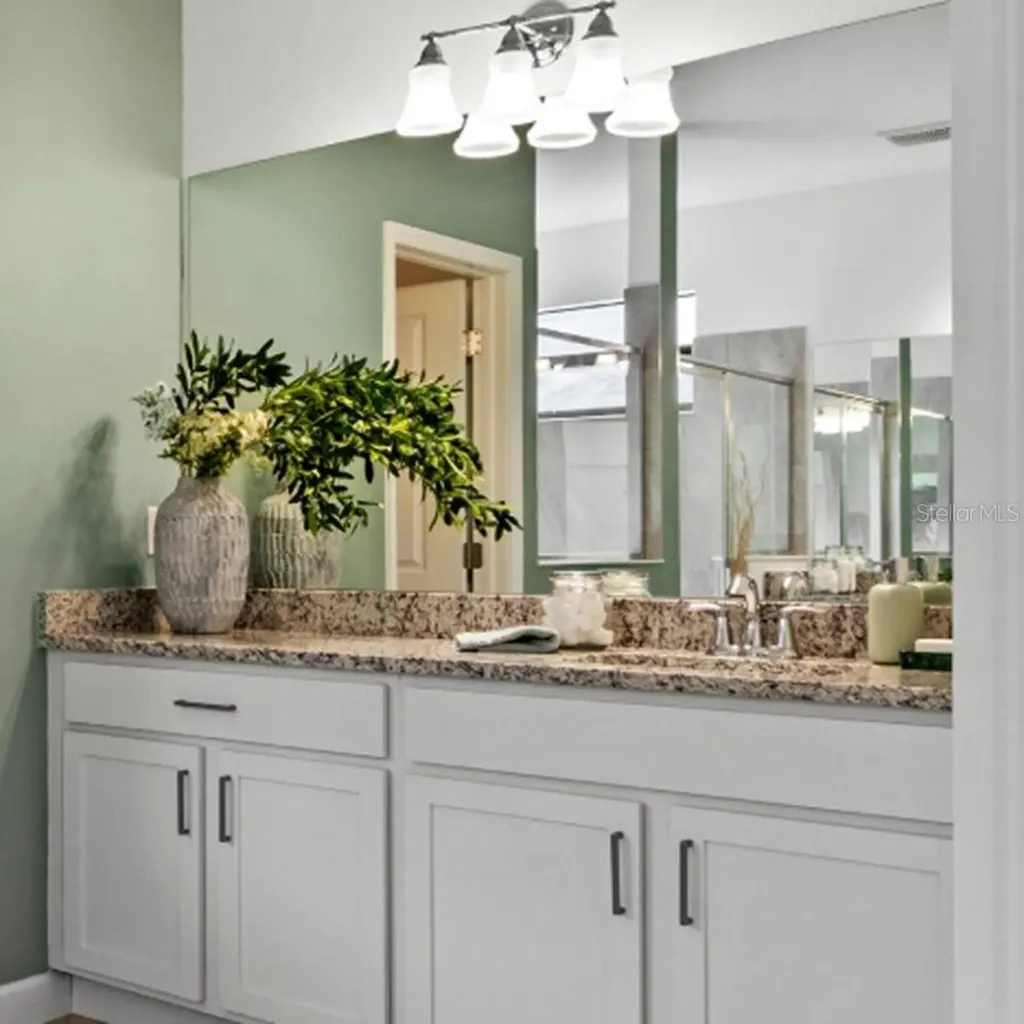 16325 Tradewind Terrace Bradenton FL 34211