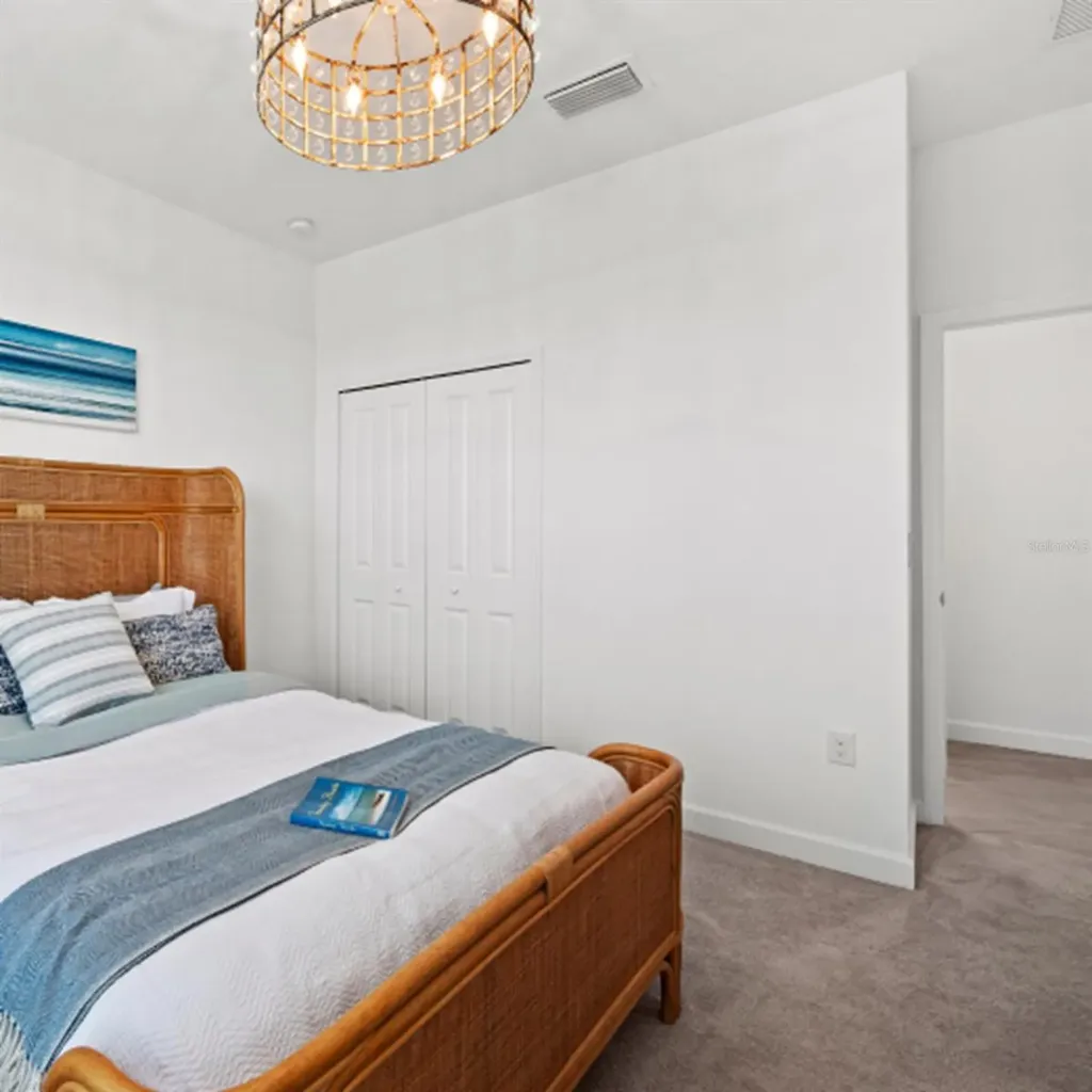 16325 Tradewind Terrace Bradenton FL 34211