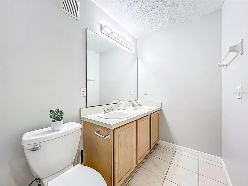 671 Sandy Neck Lane Altamonte Springs FL 32714