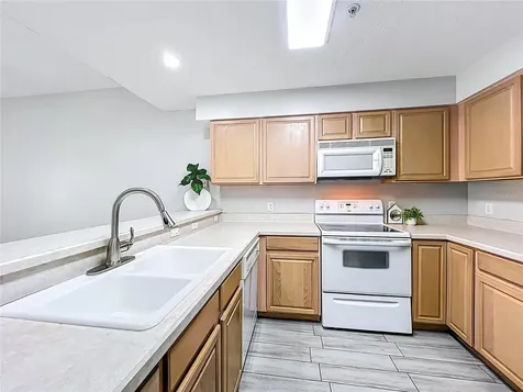 671 Sandy Neck Lane Altamonte Springs FL 32714