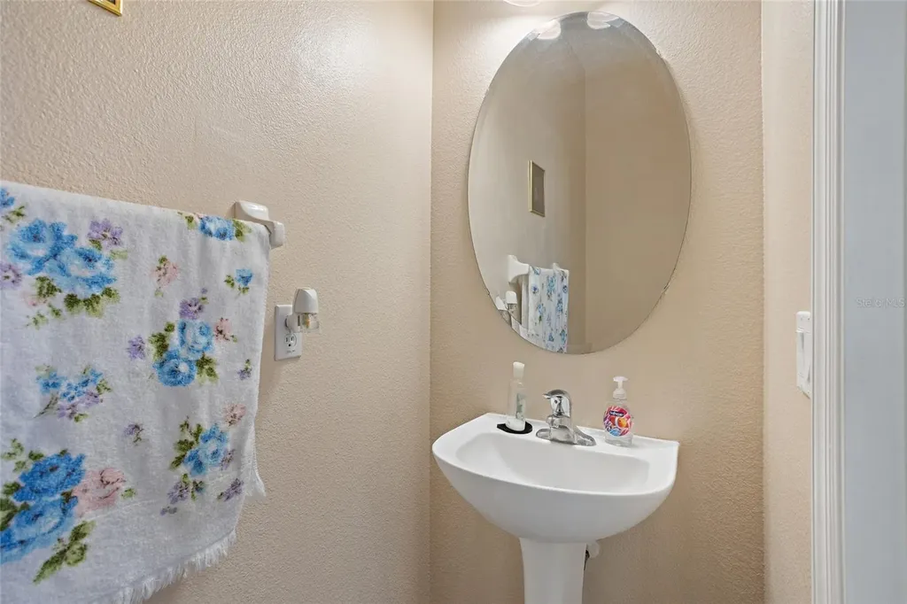 16543 Cedar Crest Drive Orlando FL 32828