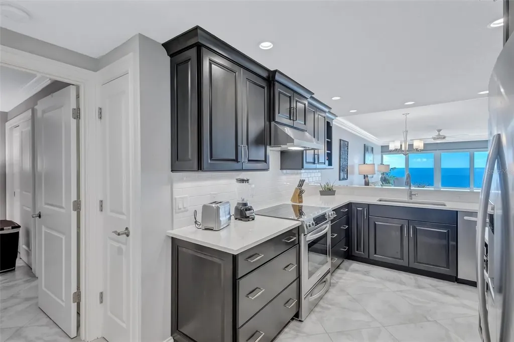 6140 Midnight Pass Road Sarasota FL 34242