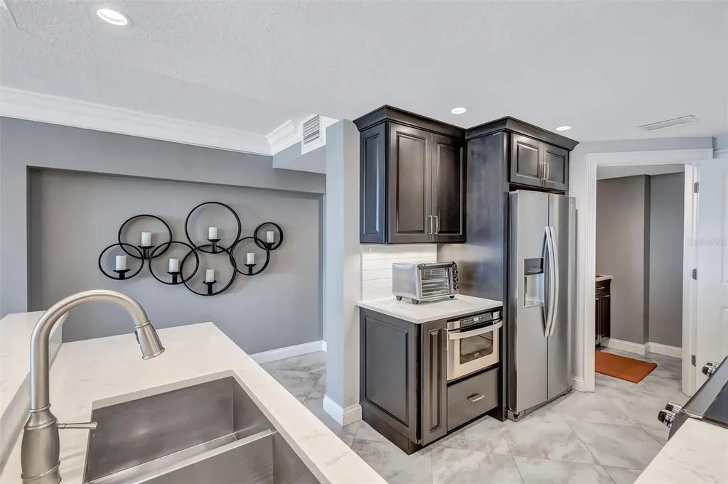 6140 Midnight Pass Road Sarasota FL 34242
