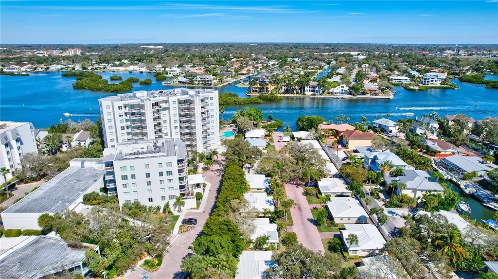 6140 Midnight Pass Road Sarasota FL 34242
