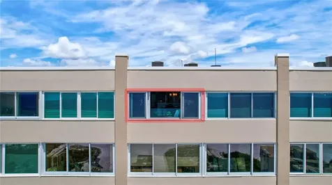 6140 Midnight Pass Road Sarasota FL 34242