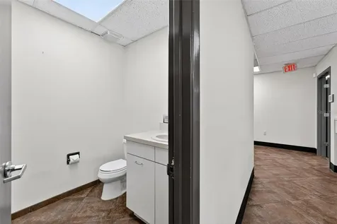 220 N Westmonte Drive Altamonte Springs FL 32714