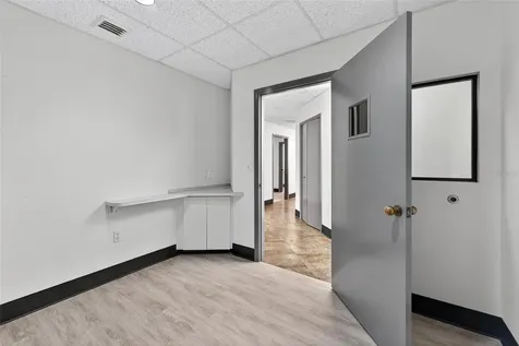 220 N Westmonte Drive Altamonte Springs FL 32714