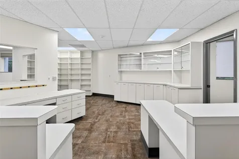 220 N Westmonte Drive Altamonte Springs FL 32714