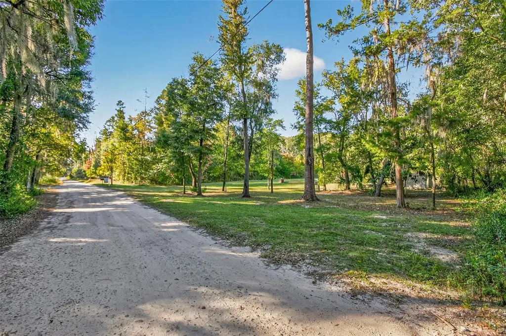 22620 NW 22nd Avenue Newberry FL 32669