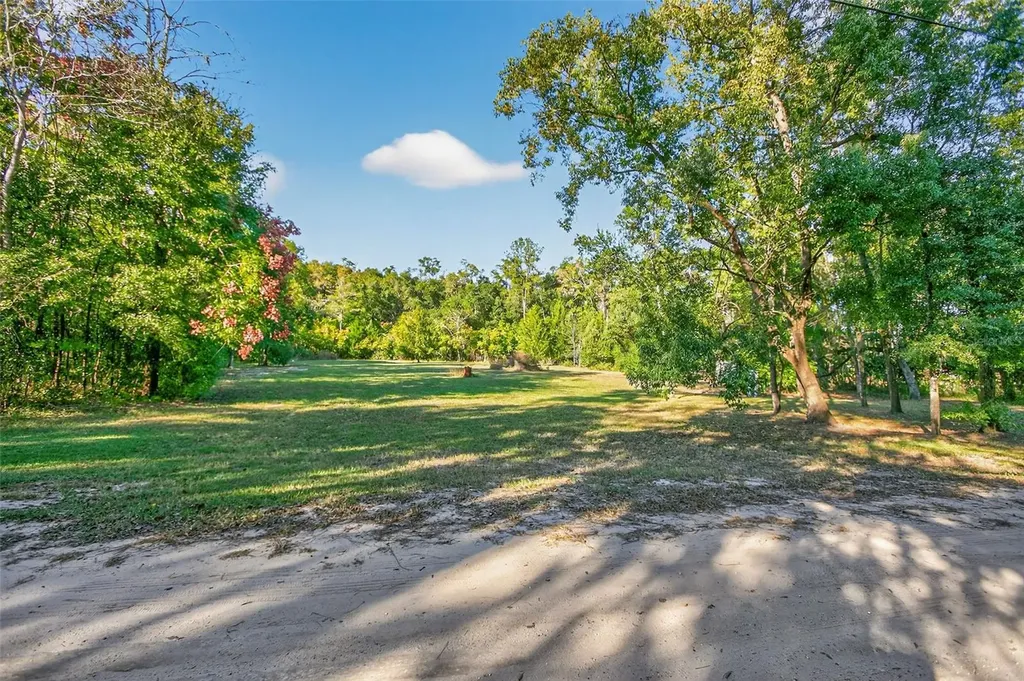 22620 NW 22nd Avenue Newberry FL 32669