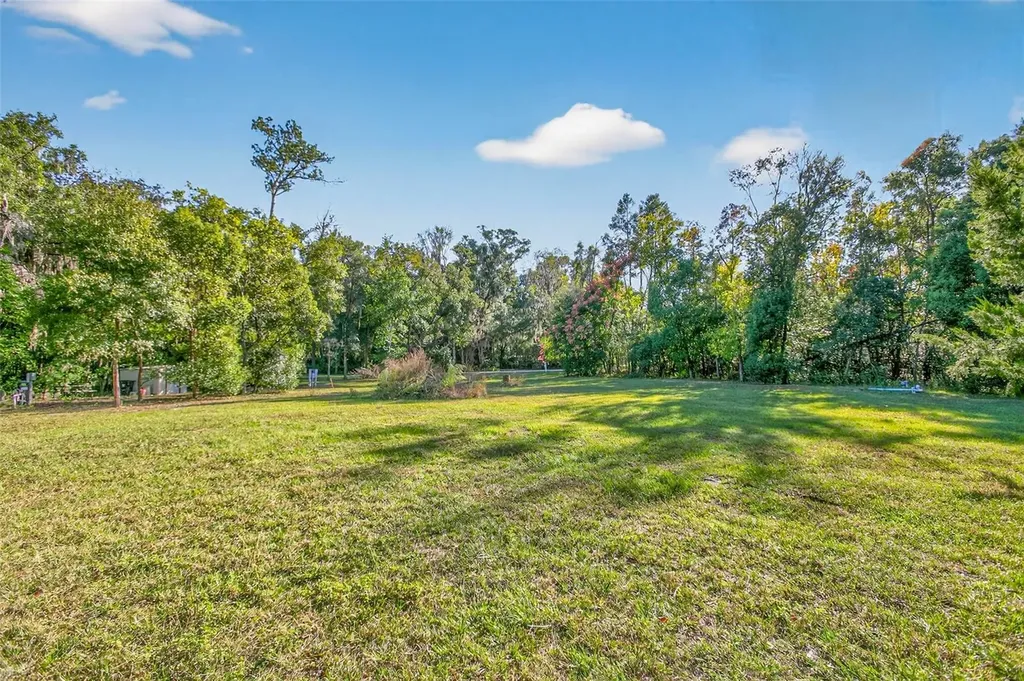 22620 NW 22nd Avenue Newberry FL 32669
