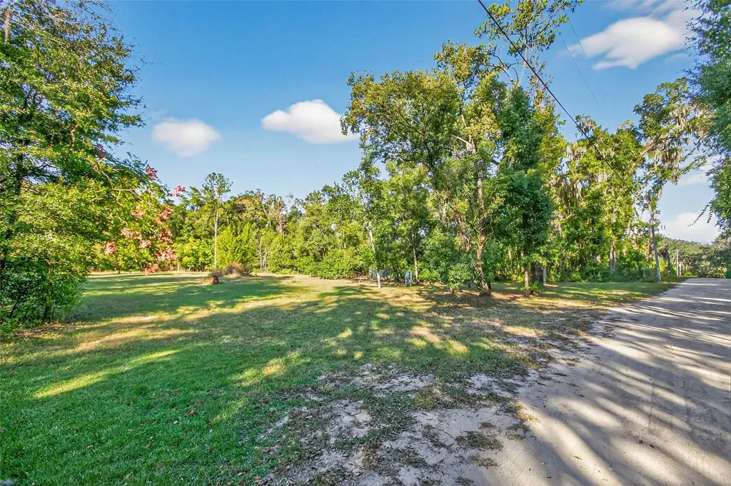 22620 NW 22nd Avenue Newberry FL 32669