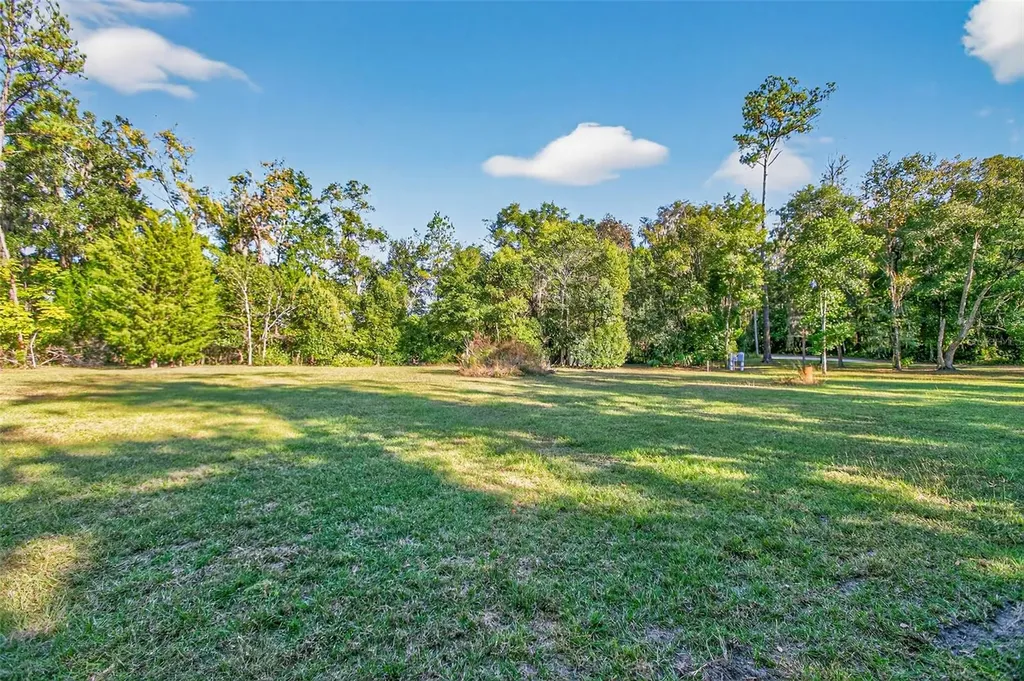 22620 NW 22nd Avenue Newberry FL 32669