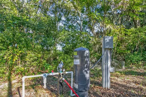 22620 NW 22nd Avenue Newberry FL 32669
