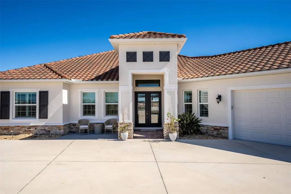 3487 Recurve Circle Sarasota FL 34240