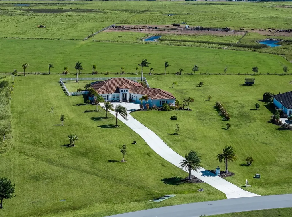3487 Recurve Circle Sarasota FL 34240