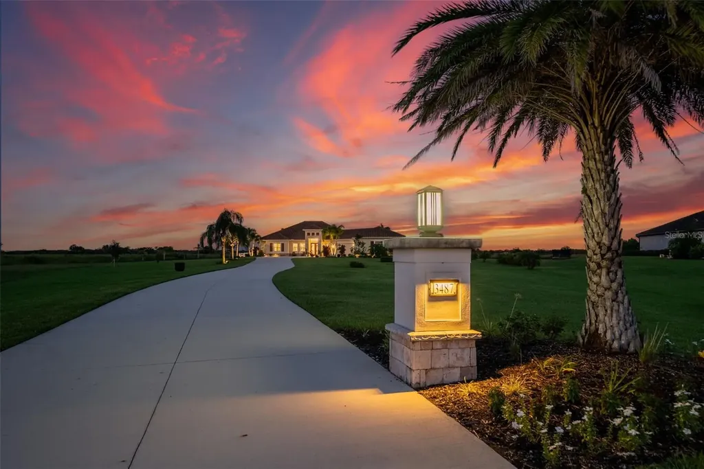 3487 Recurve Circle Sarasota FL 34240