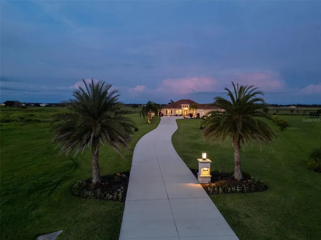 3487 Recurve Circle Sarasota FL 34240